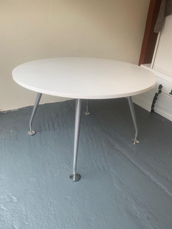 Round Meeting Table | Dining Table