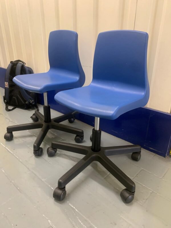 Student Chairs for Kids | On Wheels - Image 3