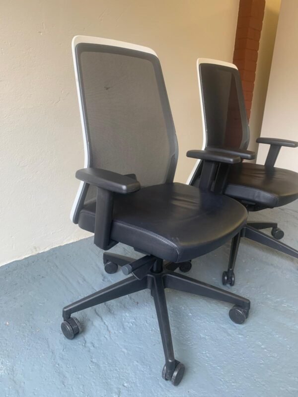 High-End Ergonomic Office Chairs by Interstuhl - Image 2
