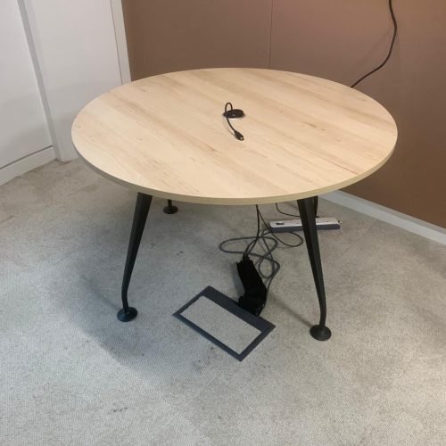 Round Meeting Table | Light Wood Top